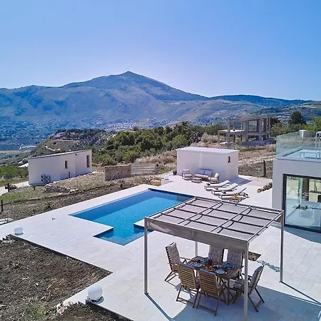 Villa Muntaja *
